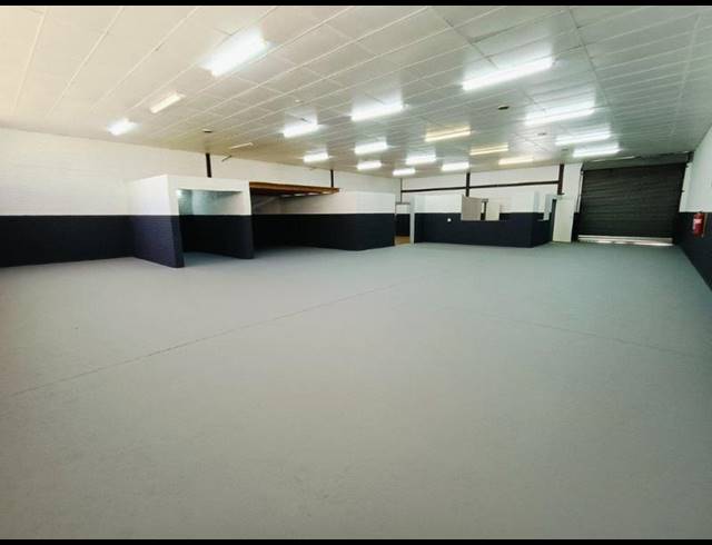 INDUSTRIAL PROPERTY TO RENT IN HALFWAY HOUSE